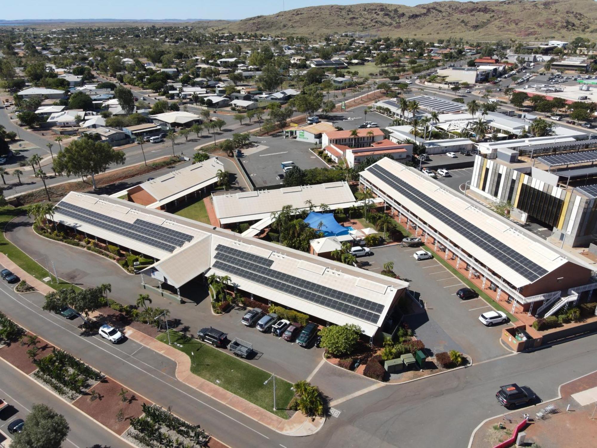 Karratha Central Apartments Bagian luar foto