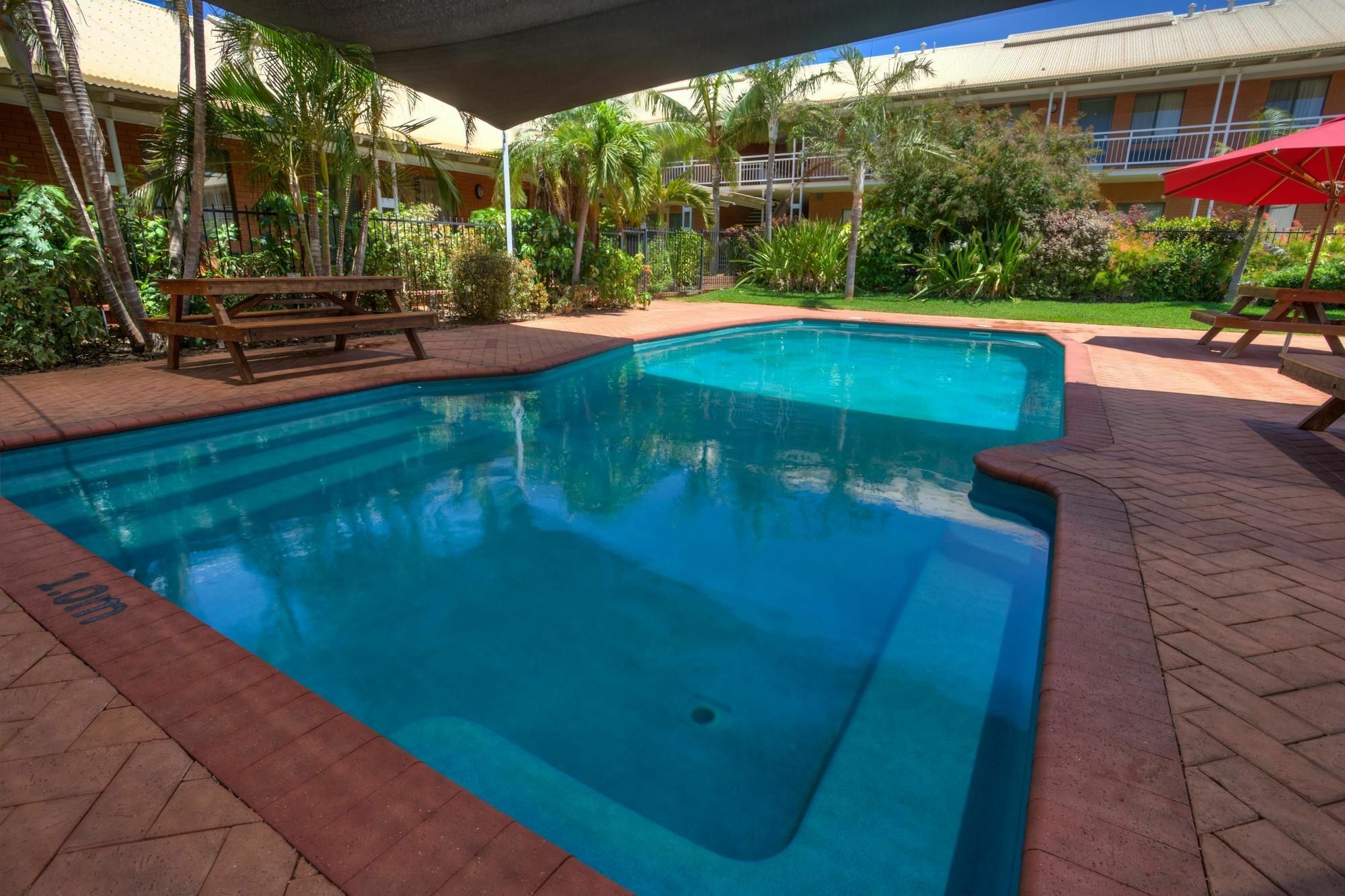 Karratha Central Apartments Bagian luar foto