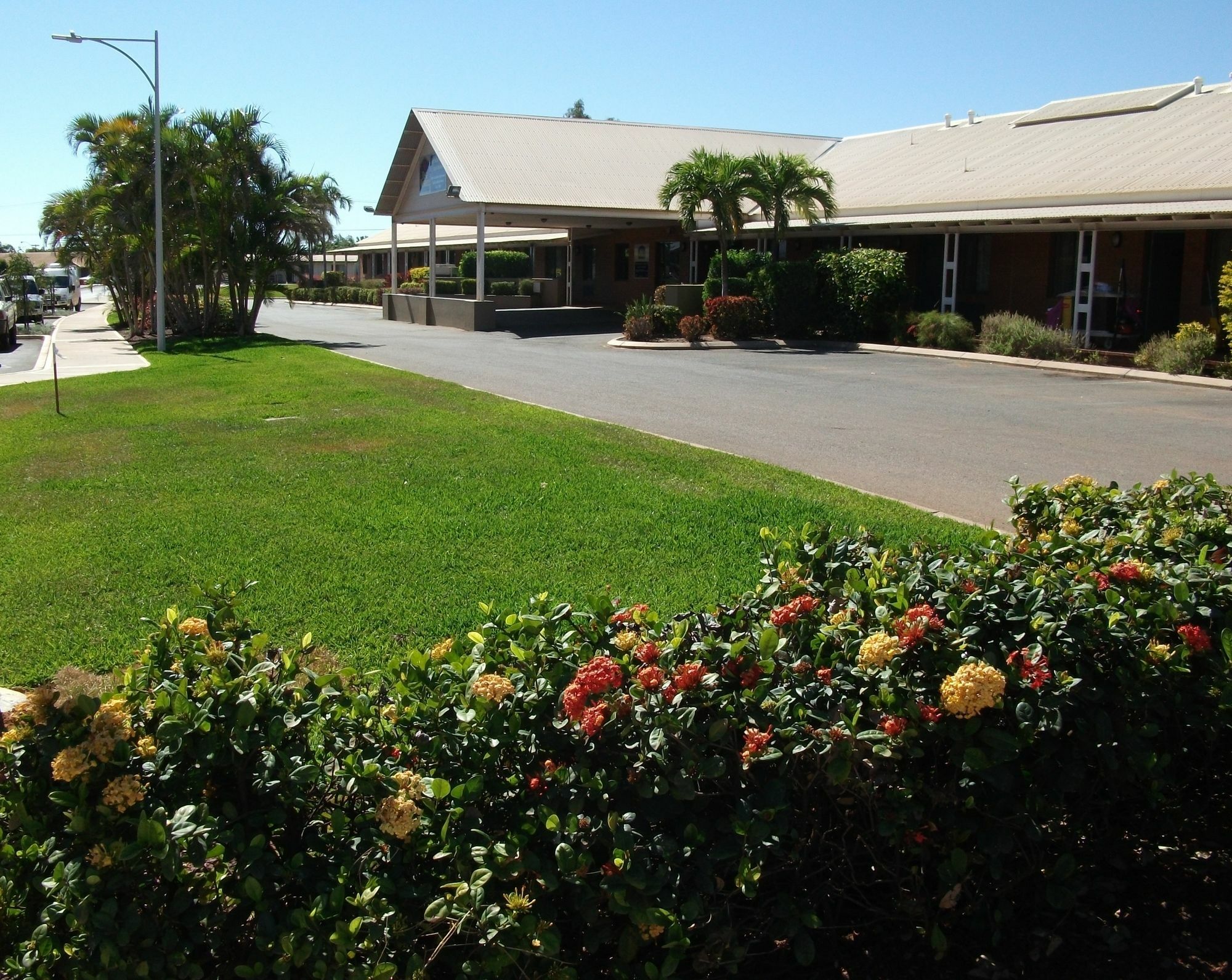 Karratha Central Apartments Bagian luar foto