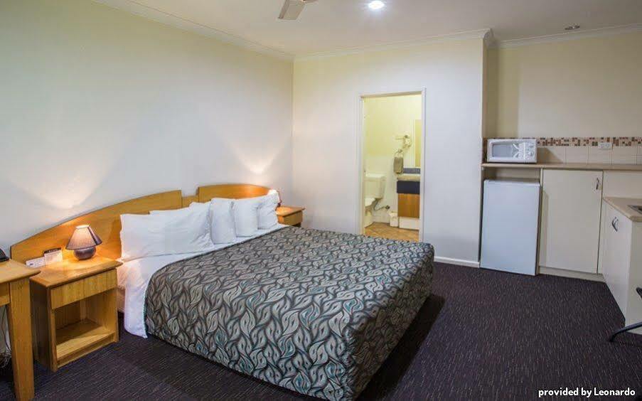 Karratha Central Apartments Bagian luar foto